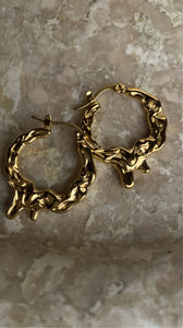 “Oro” Hoops